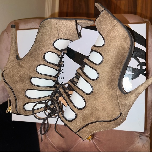 NINE WEST LACEY KHAKI LACEUP HEELED SANDALS - Picture 4 of 8